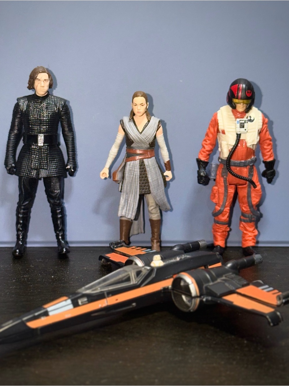 Star Wars Hasbro Action Figure Lot Kylo Ren Rey Poe Dameron X-Wing Ship Genuine